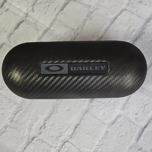 Oakley Holbrooks in a clear / crystal frame with a Prizm-style mirrored lens. - Picture 6 of 6